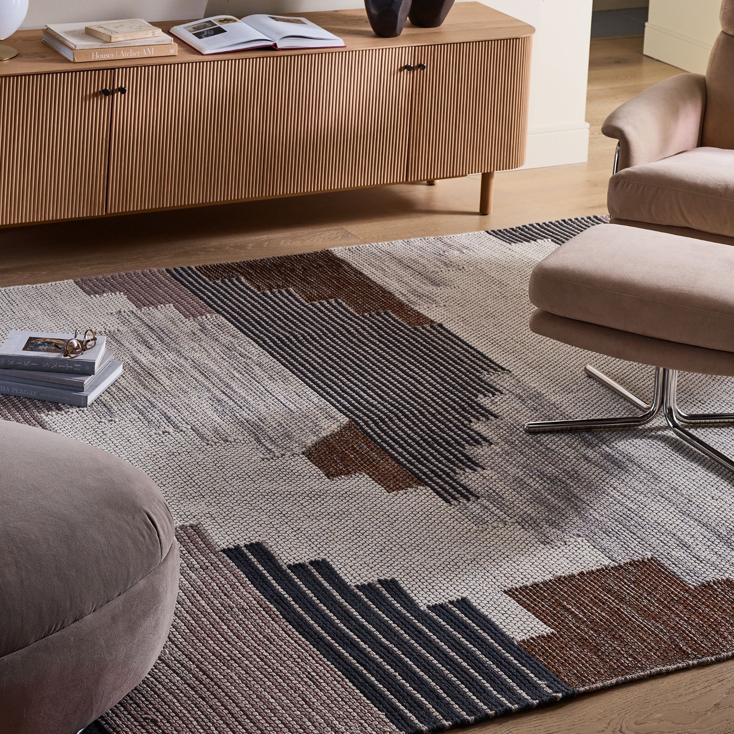 How to Care for West Elm Rug: Maintenance Tips for Longevity插图3