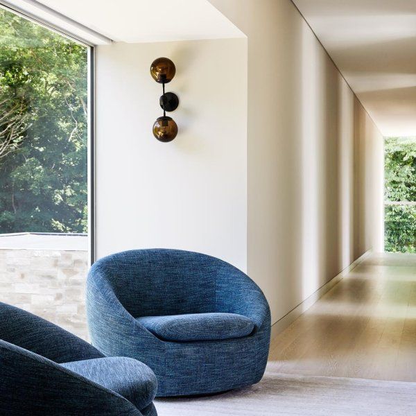 Revolutionize Your Living Space with a West Elm Swivel Chair插图3