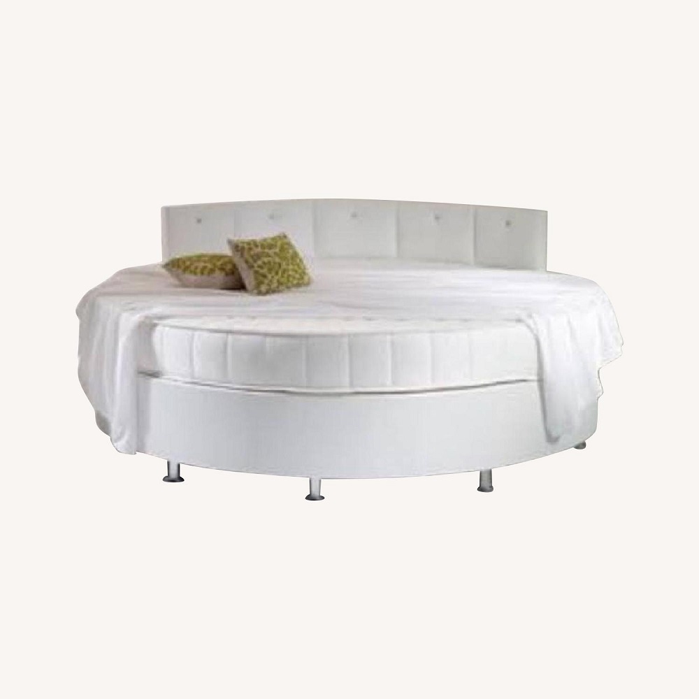 Circle Bed