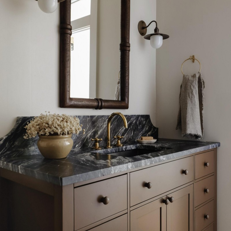 black and brown bathroom ideas